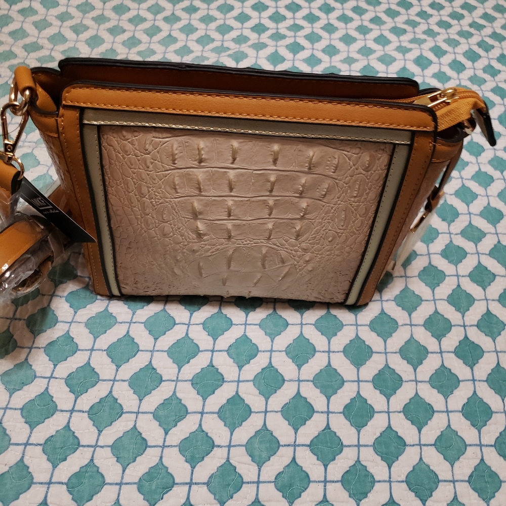 MKF Crossbody handbag